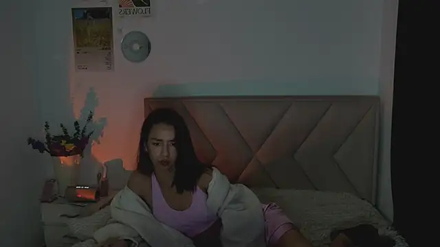 Bonnieshyy online show from May 29, 2026, 6:19 am