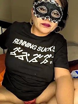 Kasandra02 online show from March 11, 2026, 4:17 am