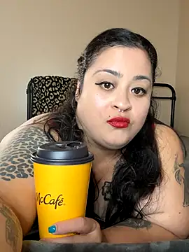 tillymarie34 online show from September 29, 2025, 3:50 pm