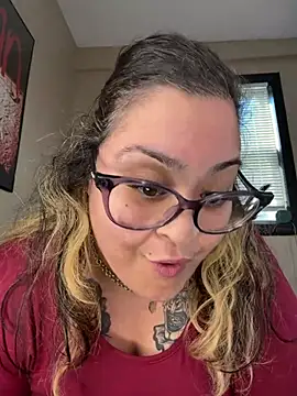 Snapshot of tillymarie34 chatting on July 13, 2026, 11:48 pm tillymarie34 online show from July 13, 2026, 11:48 pm