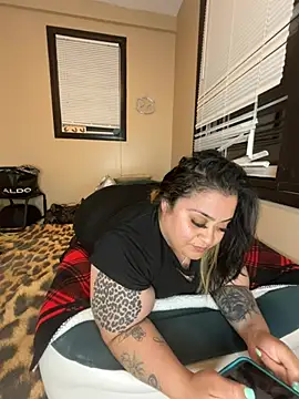 tillymarie34 online show from June 16, 2026, 2:44 am