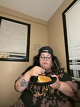 Snapshot of tillymarie34 chatting on August 4, 2026, 2:49 am tillymarie34 online show from August 4, 2026, 2:49 am