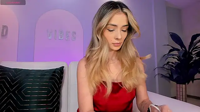StacyWoods online show from April 30, 2026, 11:50 am