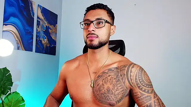 LiamGarcia1 online show from September 15, 2025, 12:27 pm