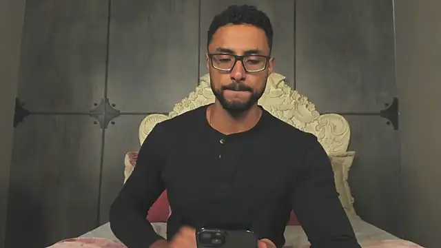 LiamGarcia1 online show from October 13, 2025, 11:56 am