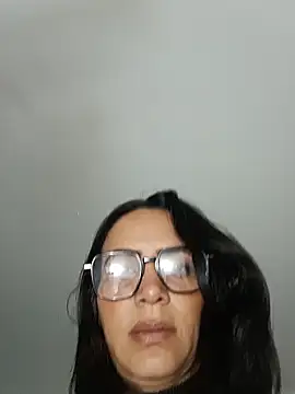 Snapshot of Asabrill chatting on June 20, 2026, 4:17 am Asabrill online show from June 20, 2026, 4:17 am