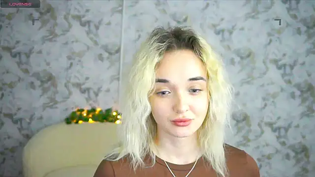 Ashley S online show from April 28, 2026, 2:27 am