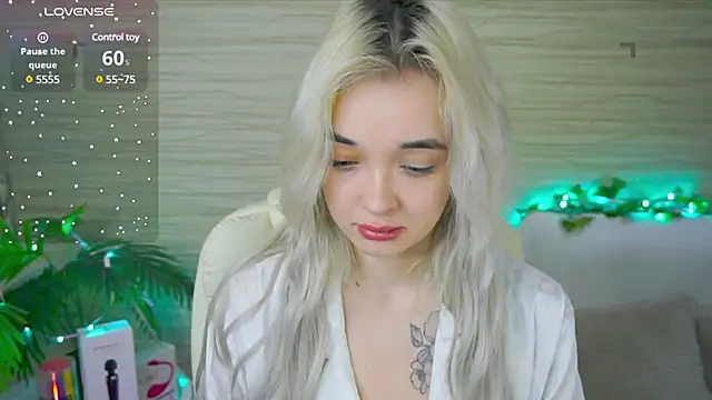 Ashley S online show from March 10, 2025, 11:06 pm