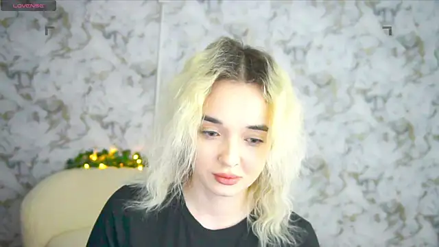 Ashley S online show from April 20, 2026, 10:11 pm