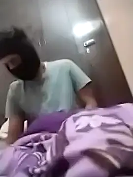 AuntyLover BhabhiLover  online show from February 23, 2025, 11:47 pm