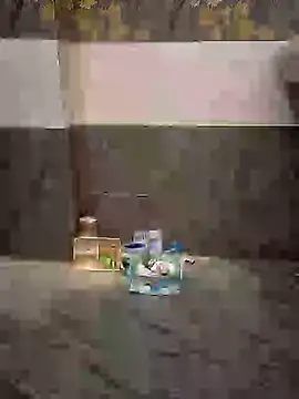 AuntyLover BhabhiLover  online show from December 5, 2024, 4:59 am