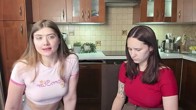 HotCaramellsTV online show from July 22, 2026, 7:43 am