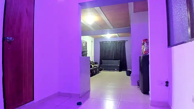 Salomon koude online show from November 18, 2025, 8:01 pm