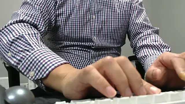 nimirole online show from October 21, 2025, 2:16 pm