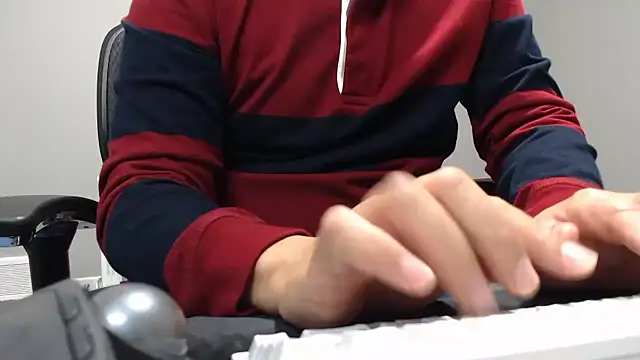 nimirole online show from October 24, 2025, 2:38 pm