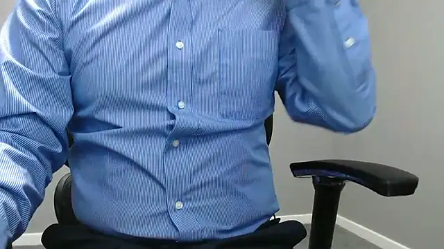 nimirole online show from October 3, 2025, 3:02 pm