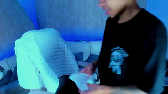 nova sex01 online show from September 14, 2025, 4:46 am