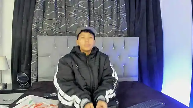 nova sex01 online show from March 19, 2025, 5:08 am