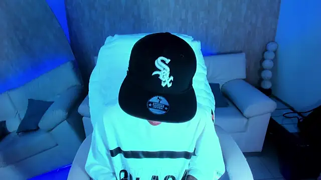 nova sex01 online show from September 19, 2025, 5:00 am