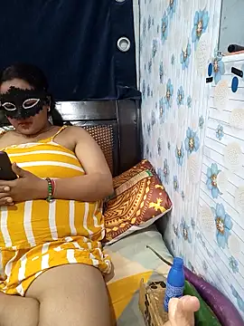 Snapshot of tina8th chatting on November 20, 2025, 4:51 pm tina8th online show from November 20, 2025, 4:51 pm