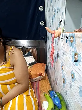 tina8th online show from April 15, 2026, 4:22 pm