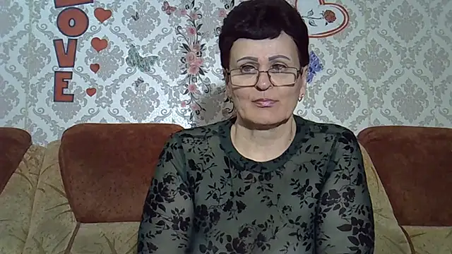 Snapshot of PaulaGolden chatting on March 18, 2026, 6:31 pm PaulaGolden online show from March 18, 2026, 6:31 pm