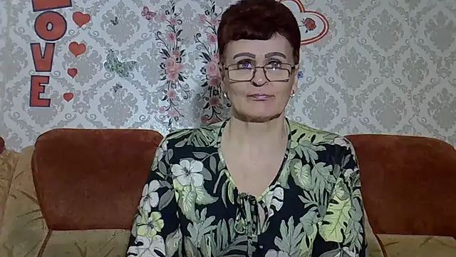 PaulaGolden online show from June 21, 2026, 1:28 pm
