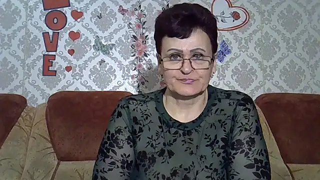 Snapshot of PaulaGolden chatting on March 7, 2026, 6:24 pm PaulaGolden online show from March 7, 2026, 6:24 pm