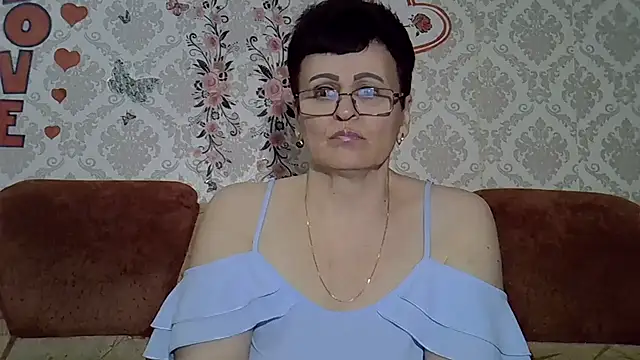 PaulaGolden online show from May 1, 2026, 7:19 pm