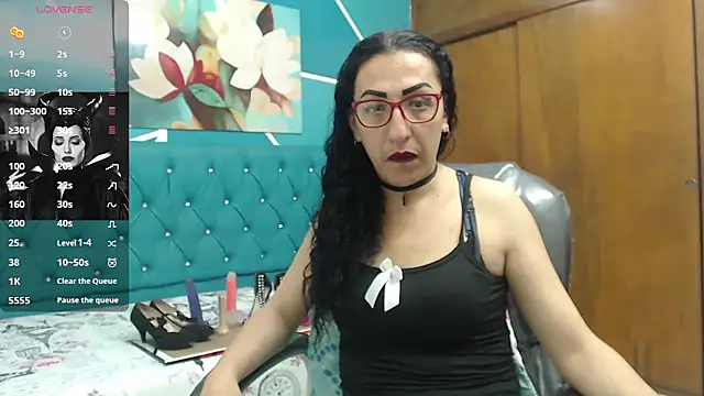 sabrina dupont online show from October 17, 2025, 12:51 pm