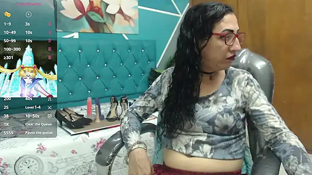 sabrina dupont online show from September 25, 2025, 12:55 pm