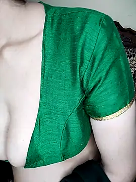 Fair-magic-woman online show from September 12, 2025, 7:02 pm