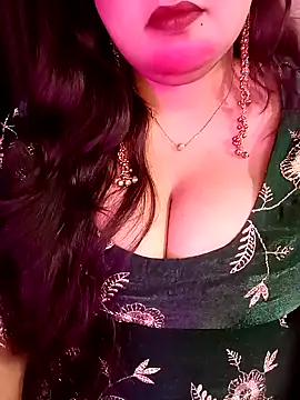 Suhanakhan00 online show from March 27, 2026, 3:57 pm