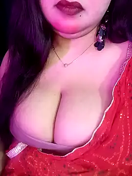 Suhanakhan00 online show from April 10, 2026, 8:16 pm