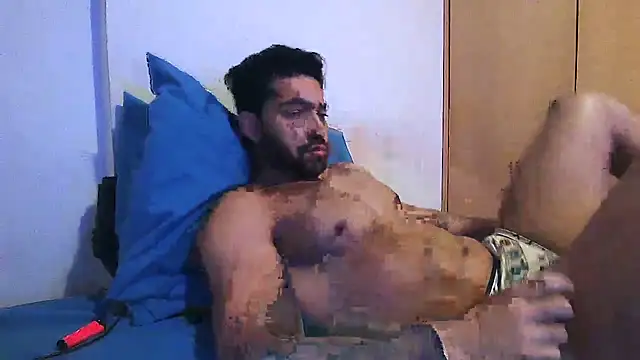 macho fit online show from September 16, 2025, 6:20 pm