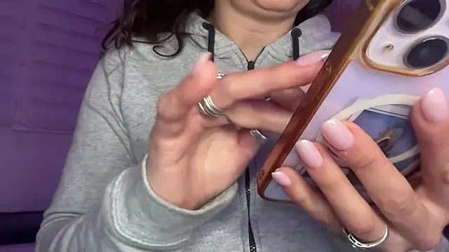 Serena 4you online show from December 19, 2025, 4:31 pm