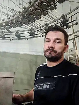 KAZADO LIBERAL online show from October 8, 2025, 11:38 pm