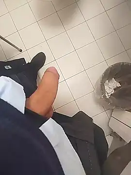 ptrz990 online show from January 9, 2026, 3:19 pm