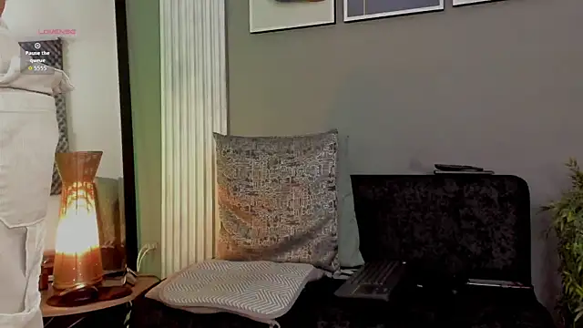thomas eliotts online show from July 11, 2026, 7:47 pm