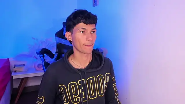 Alexx tc online show from November 2, 2025, 9:47 am