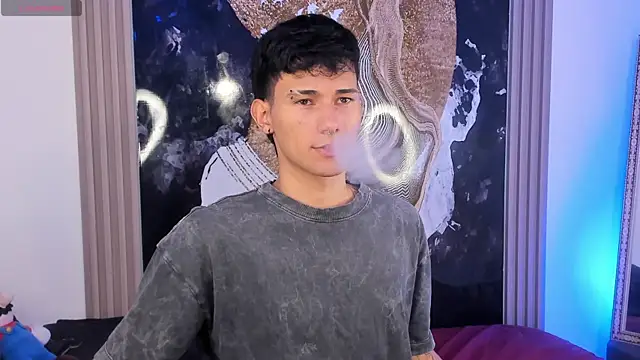 Snapshot of Alexx_tc chatting on May 26, 2026, 1:47 am Alexx tc online show from May 26, 2026, 1:47 am