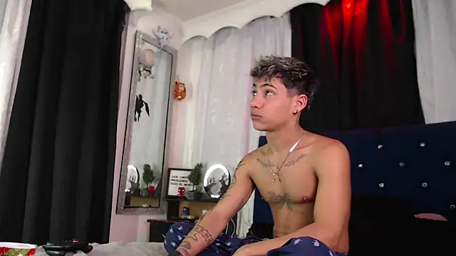 Sexys Boys Hot1 online show from June 30, 2026, 1:05 am