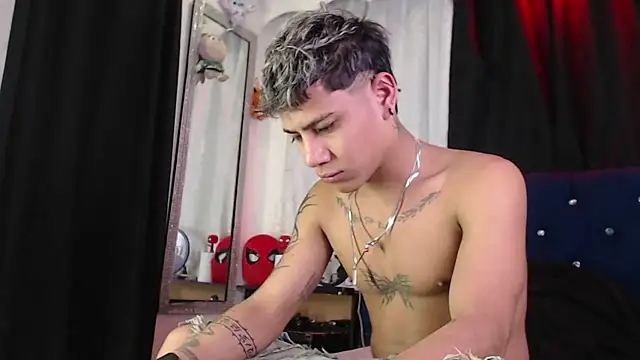 Sexys Boys Hot1 online show from June 20, 2026, 1:10 am