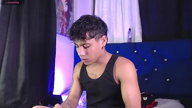 Snapshot of Sexys_Boys_Hot1 chatting on March 10, 2026, 1:20 am Sexys Boys Hot1 online show from March 10, 2026, 1:20 am