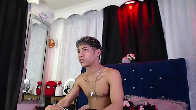Sexys Boys Hot1 online show from June 15, 2026, 12:01 am
