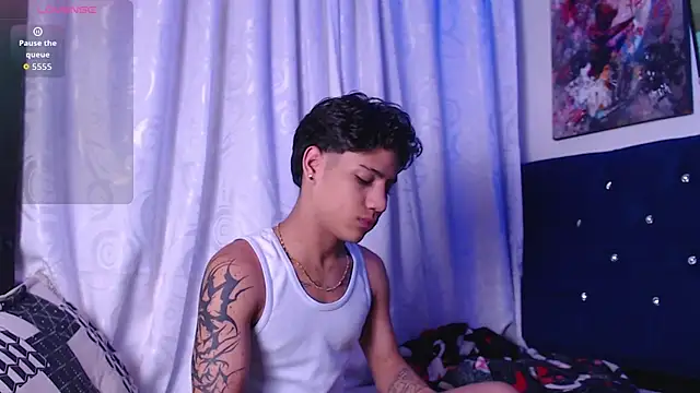 Sexys Boys Hot1 online show from December 5, 2025, 1:27 am