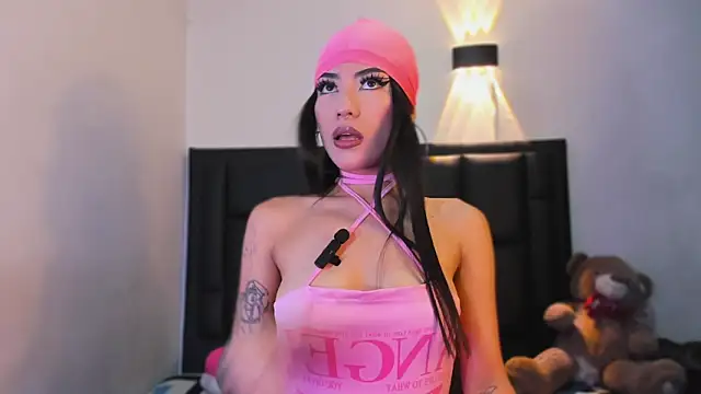 GiselleBlare online show from October 16, 2025, 5:05 am