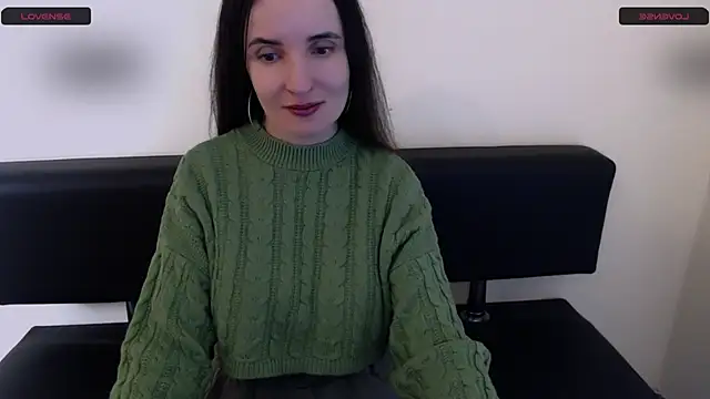 LaimaV  online show from March 1, 2026, 6:19 pm