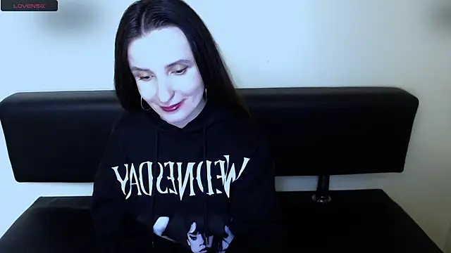 LaimaV  online show from February 10, 2026, 2:27 pm