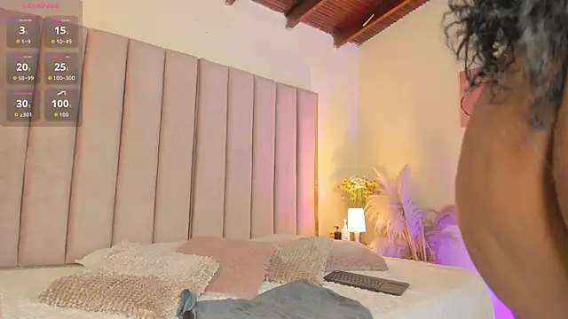 Milan ebony online show from October 6, 2025, 11:33 am